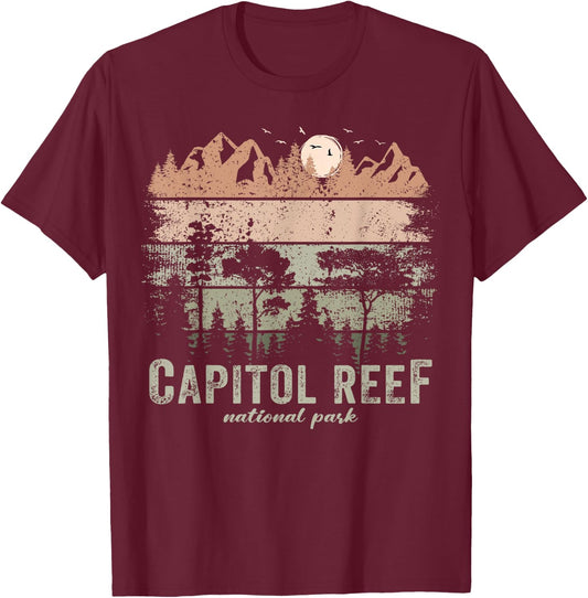 Retro Capitol Reef National Park US Vintage Capitol Reef T-Shirt - T-Shirt | Maroon