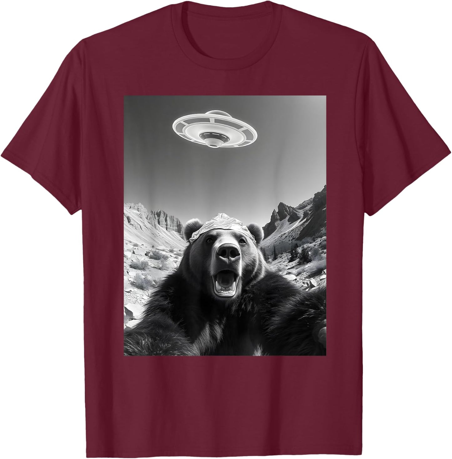 Bear Selfie With UFO Hilarious Alien Encounter Meme T-Shirt - T-Shirt | Maroon