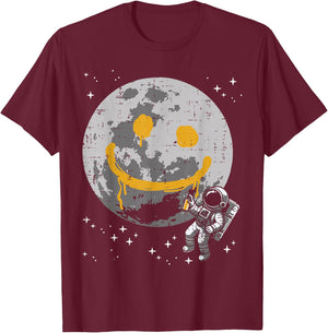 Astronaut Spray Paint Moon Smile Face Space Kids Women Men T-Shirt - T-Shirt | Maroon