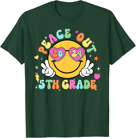 Peace Out Fifth Grade Cute Groovy Last Day of 5th Grade T-Shirt - T-Shirt | Forest