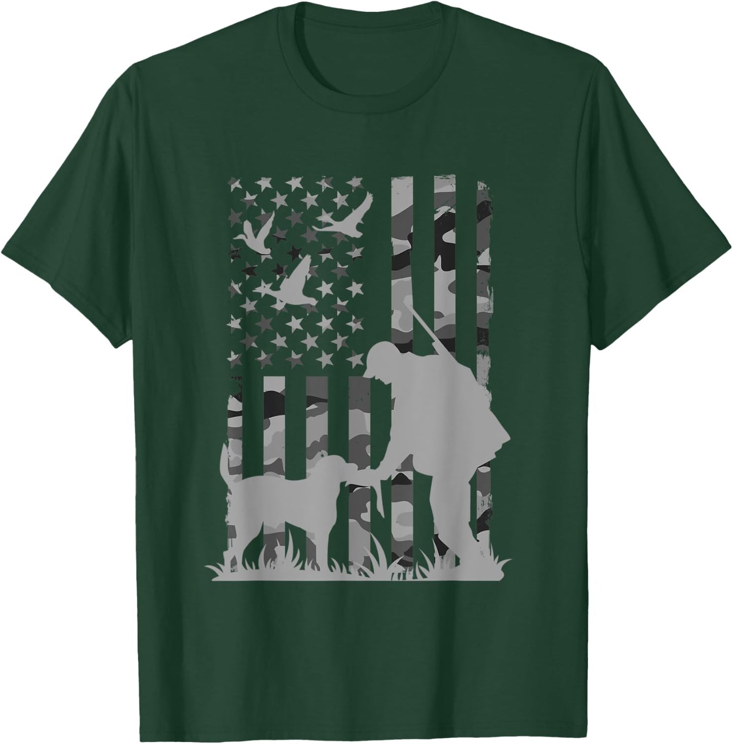 Duck hunting camouflage usa flag labrador retriever Men T-Shirt - T-Shirt | Forest