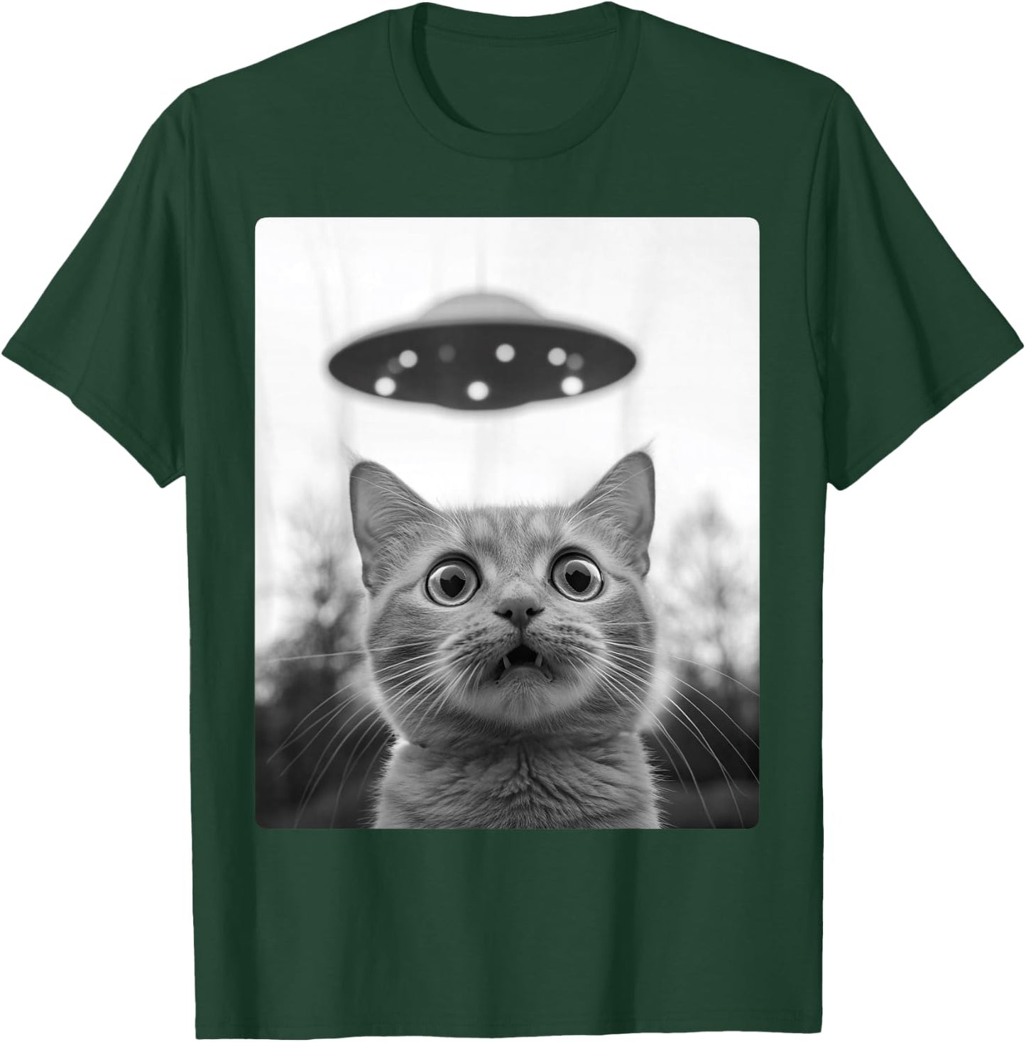Cat Selfie Alien Cats in Front of Ufo Space Aliens T-Shirt - T-Shirt | Forest