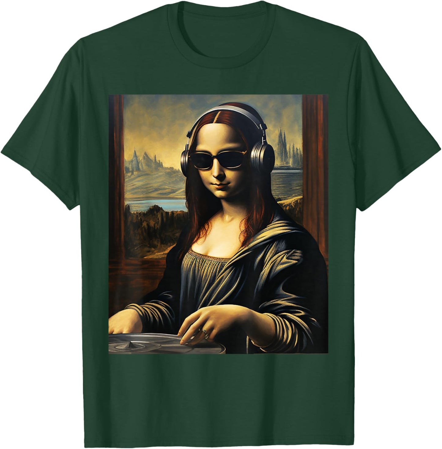 Mona Lisa as DJ | Trending Aesthetic Streetwear T-Shirt - T-Shirt | Forest