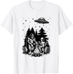 Alien And Bigfoot Campfire Sasquatch UFO For Outdoor Lovers T-Shirt - T-Shirt | White