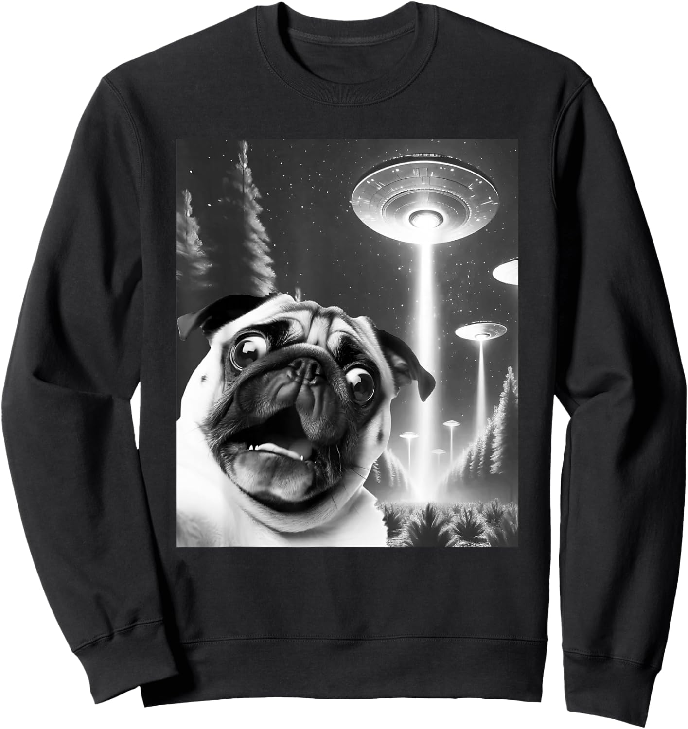 Funny Pug Alien UFO Taking a Selfie Dog Mom Dad Sweatshirt - Sweatshirt | Black