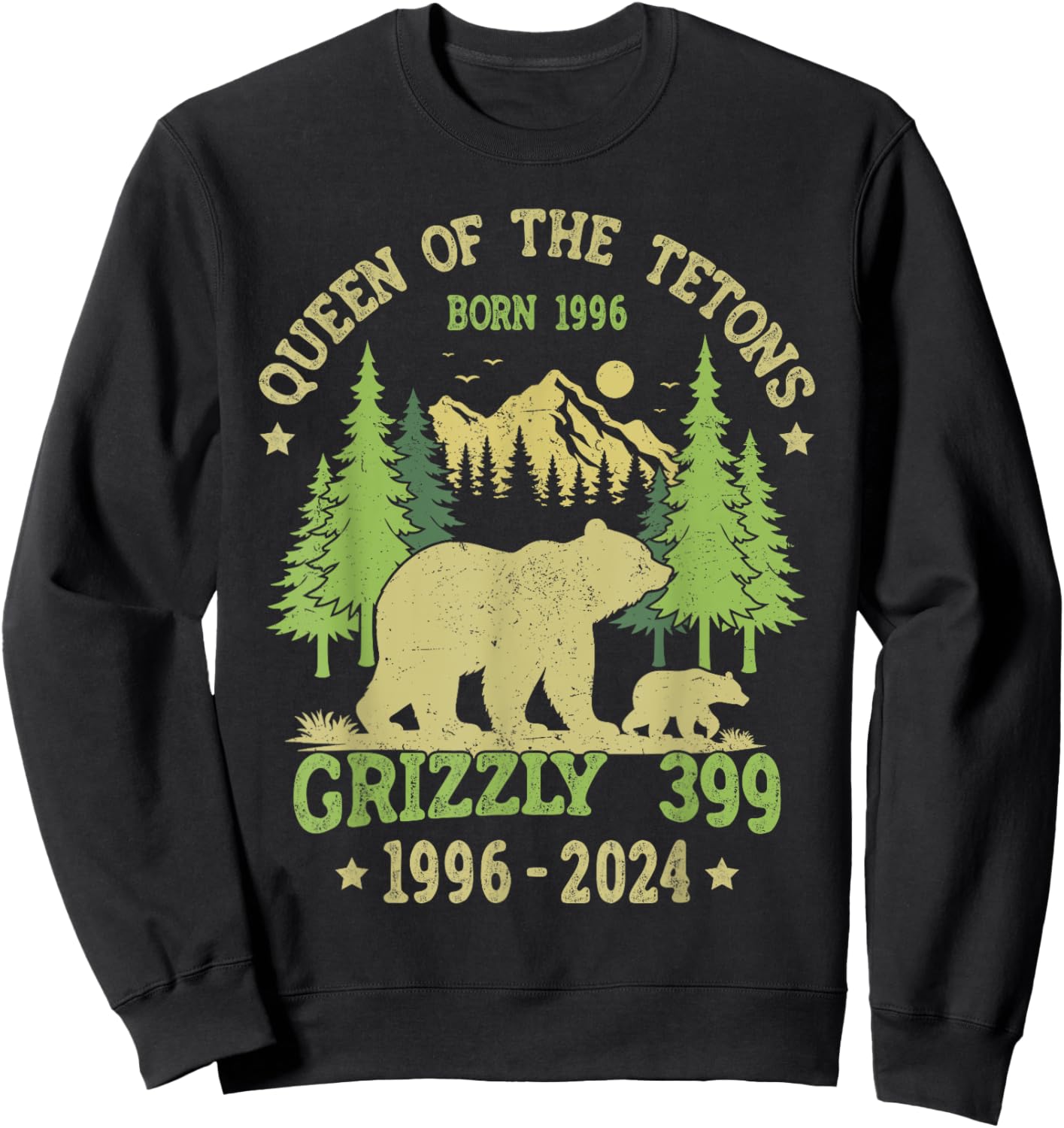 Queen Of The Tetons Grizzly 399 National Park 1996-2024 Sweatshirt - Sweatshirt | Black