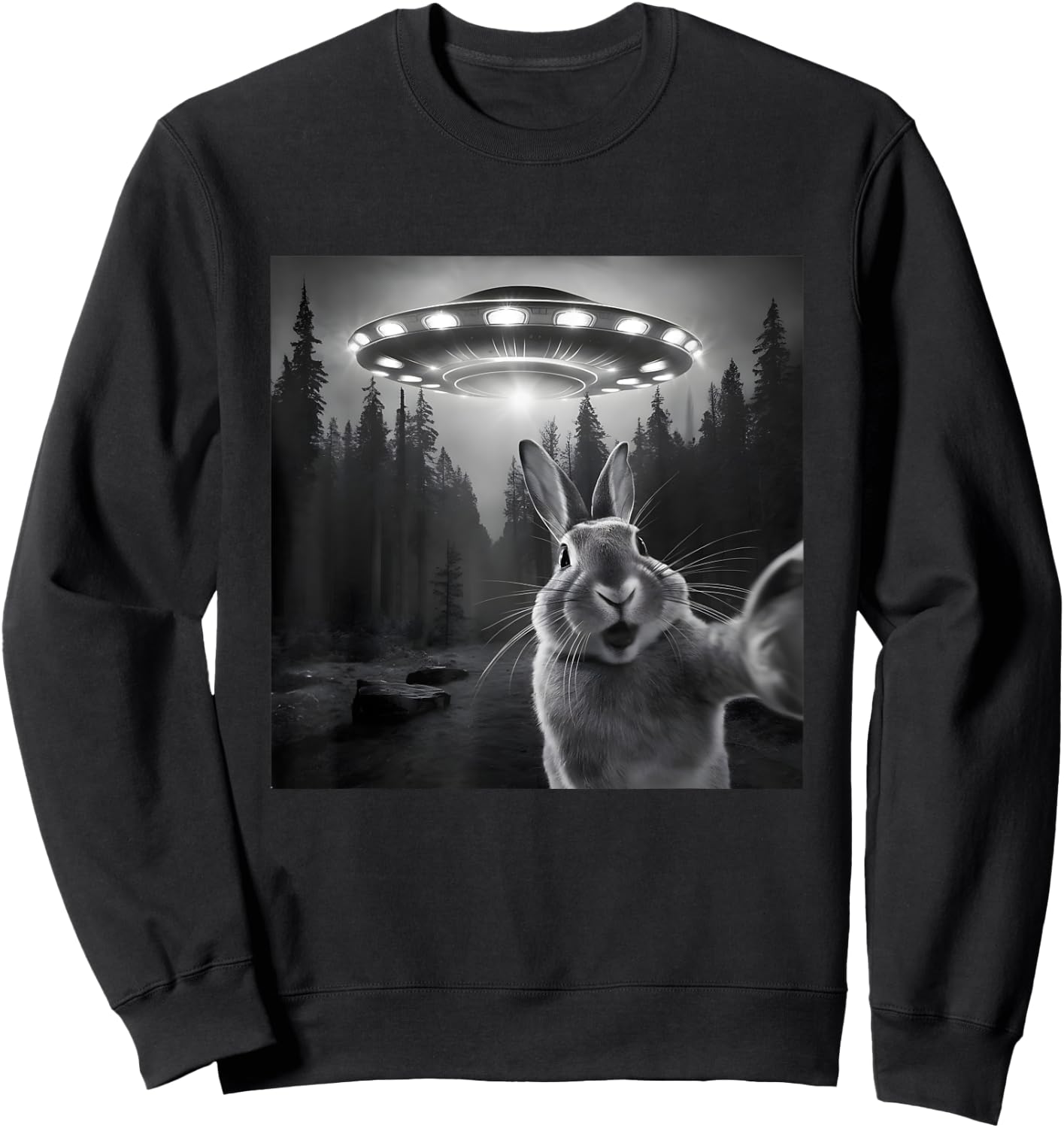 Rabbit Selfie With UFO - Funny Bunny Graphic Alien Lover Sweatshirt - Sweatshirt | Black