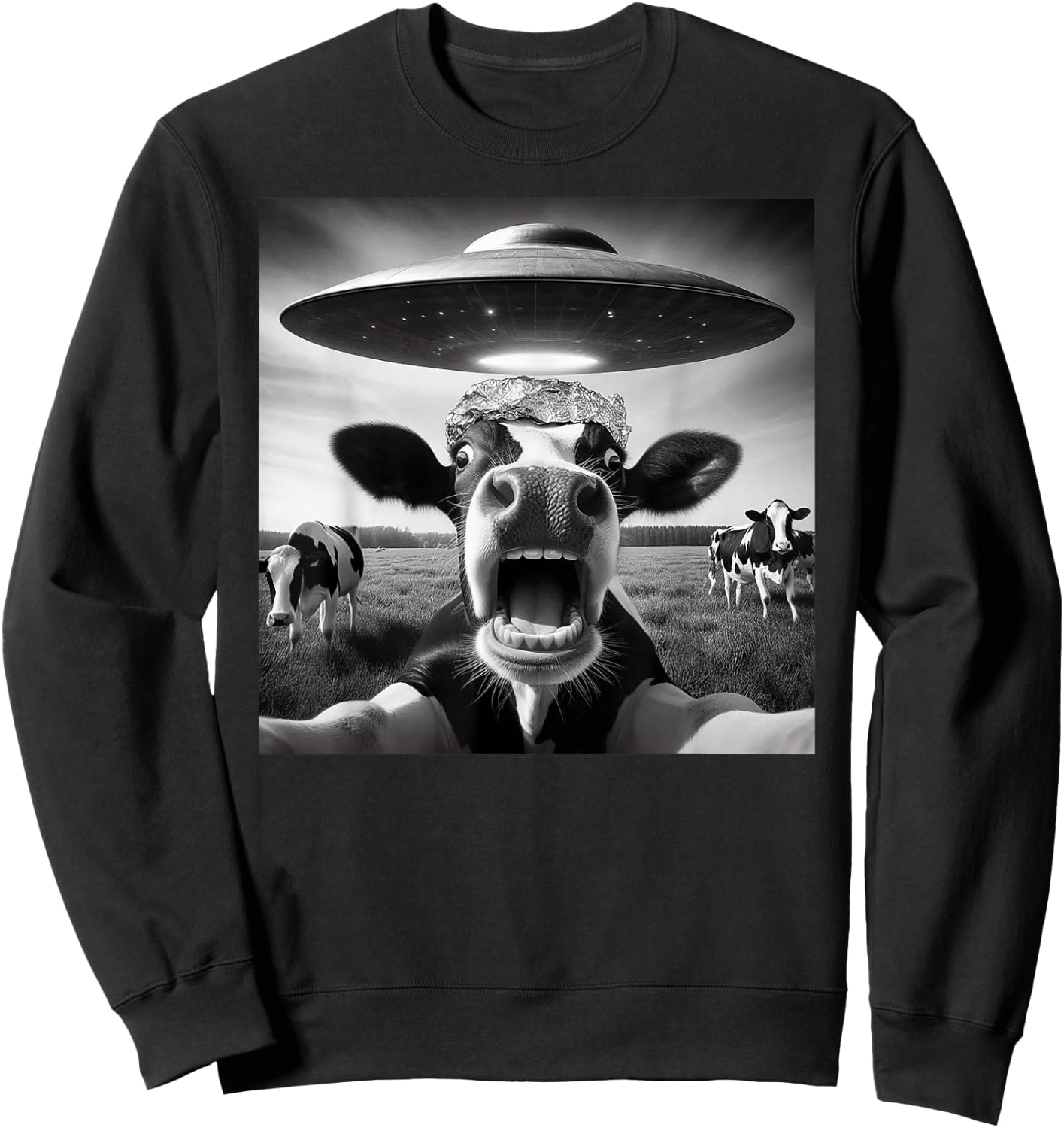 Funny Cow Abduction by UFO Selfie - Hilarious Alien Meme Sweatshirt - Sweatshirt | Black