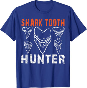 Shark Tooth Hunter Collector Jar Shark Teeth Hunting T-Shirt - T-Shirt | Royal