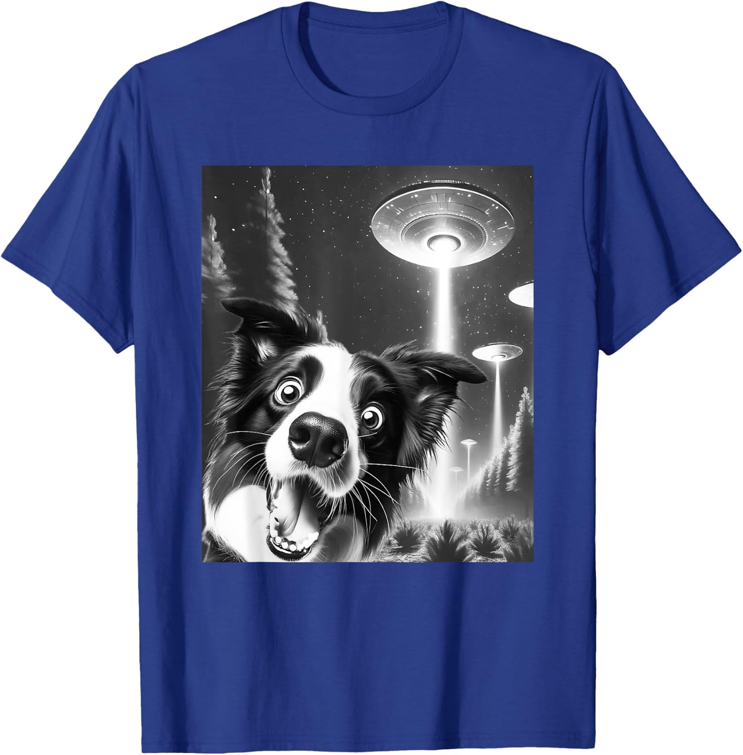 Funny Border Collie Alien UFO Taking a Selfie Dog Mom Dad Men Women Girls Kids T-Shirt - T-Shirt | Royal