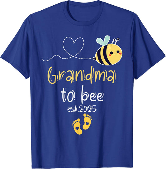 Cute Promoted To Grandma To Bee 2025 Family Pregnancy T-Shirt - T-Shirt | Royal
