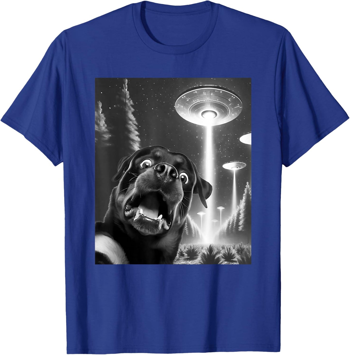 Funny Rottweiler Alien UFO Taking a Selfie Dog Mom Dad Men Women Kids T-Shirt - T-Shirt | Royal