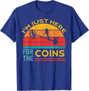 Retro Sunset Coin Hunter Metal Detecting T-Shirt - T-Shirt | Royal
