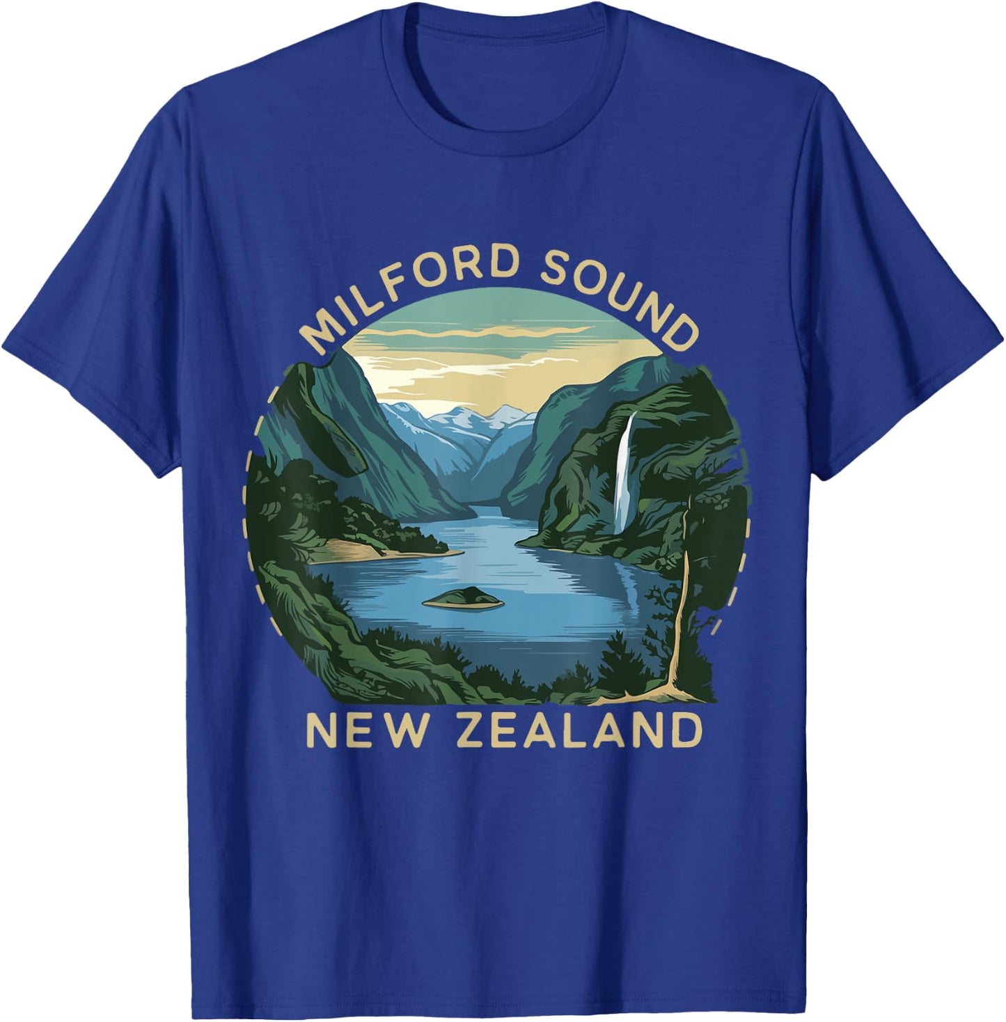 Milford Sound Costume Fjords of New Zealand Hiking T-Shirt - T-Shirt | Royal