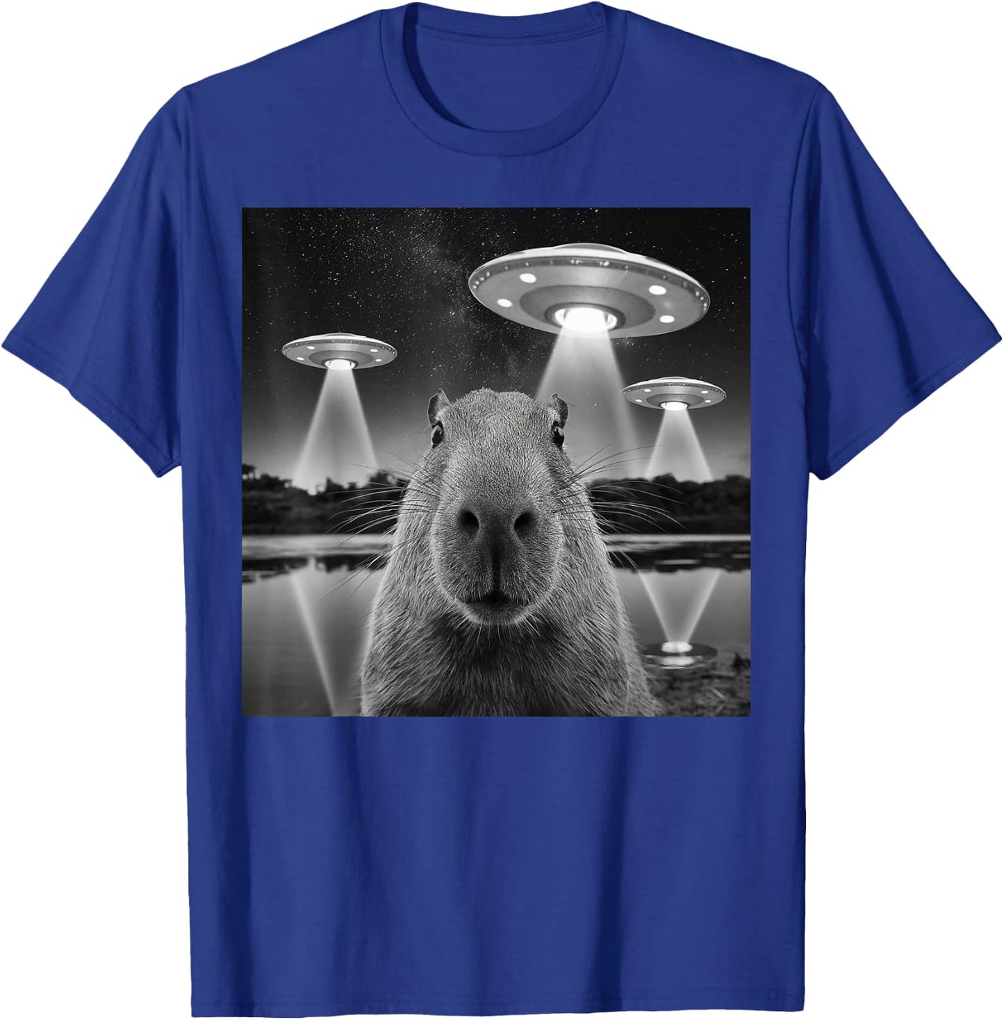 Capybara Selfie Alien UFO Gifts Men Women, Kid, Rodent Lover T-Shirt - T-Shirt | Royal