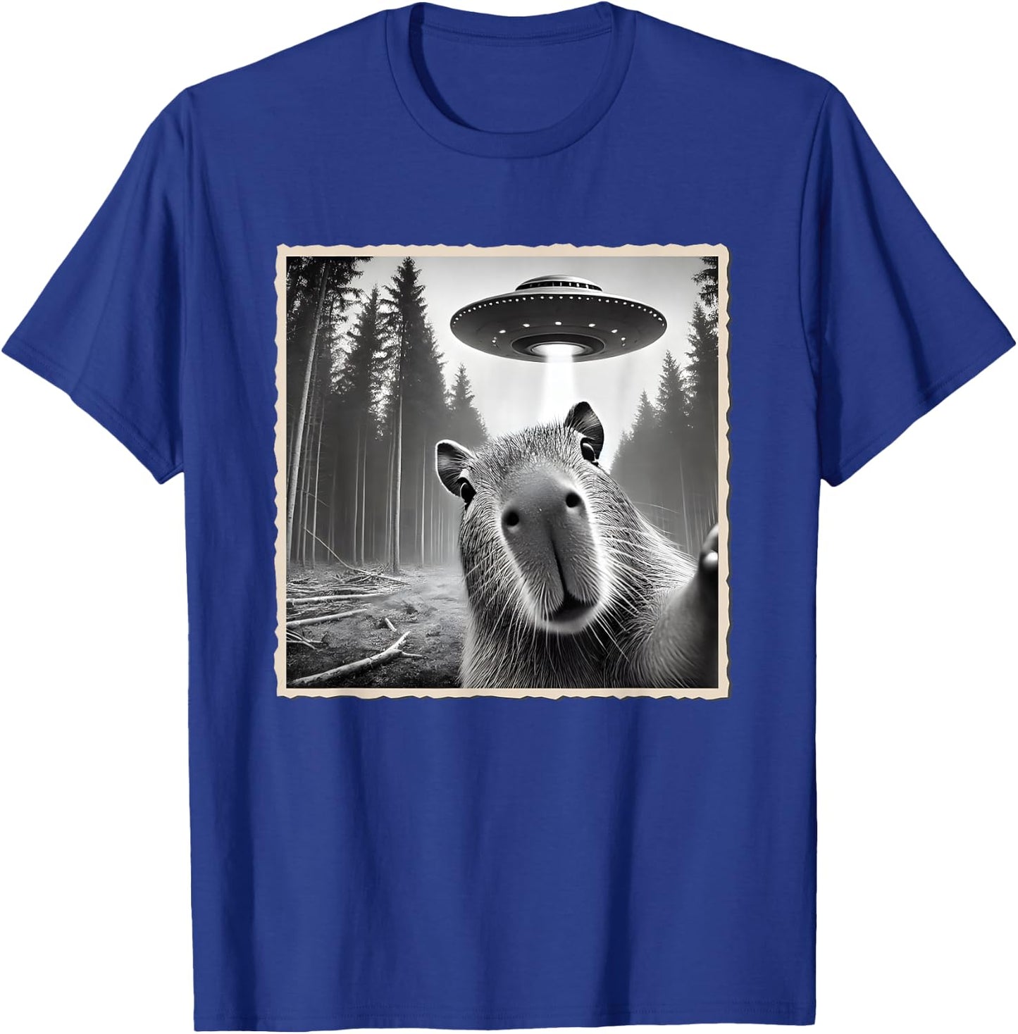Funny Capybara Selfie With UFO | Capybara T-Shirt - T-Shirt | Royal