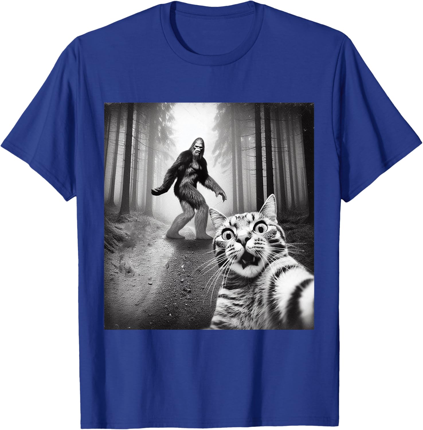 Funny Cat Selfie With Sasquatch Bigfoot T-Shirt - T-Shirt | Royal