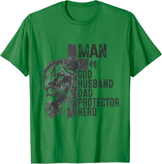 Man Of God Husband Daddy Protector Hero Lion Father's Day T-Shirt - T-Shirt | Irish Green