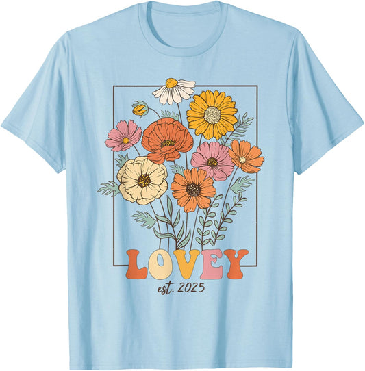 Wildflowers Lovey Pregnancy Announcement Lovey Est 2025 T-Shirt - T-Shirt | Light Blue