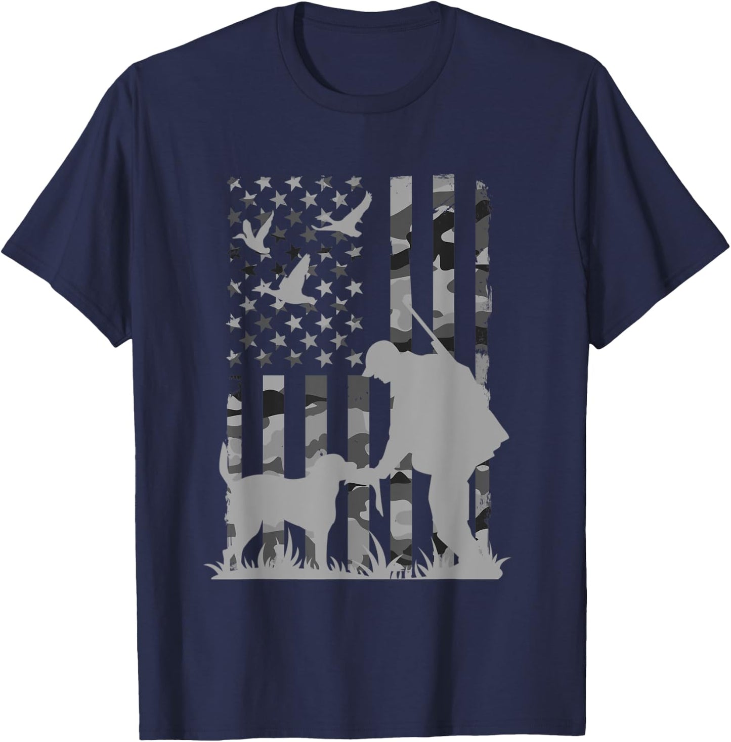 Duck hunting camouflage usa flag labrador retriever Men T-Shirt - T-Shirt | Navy