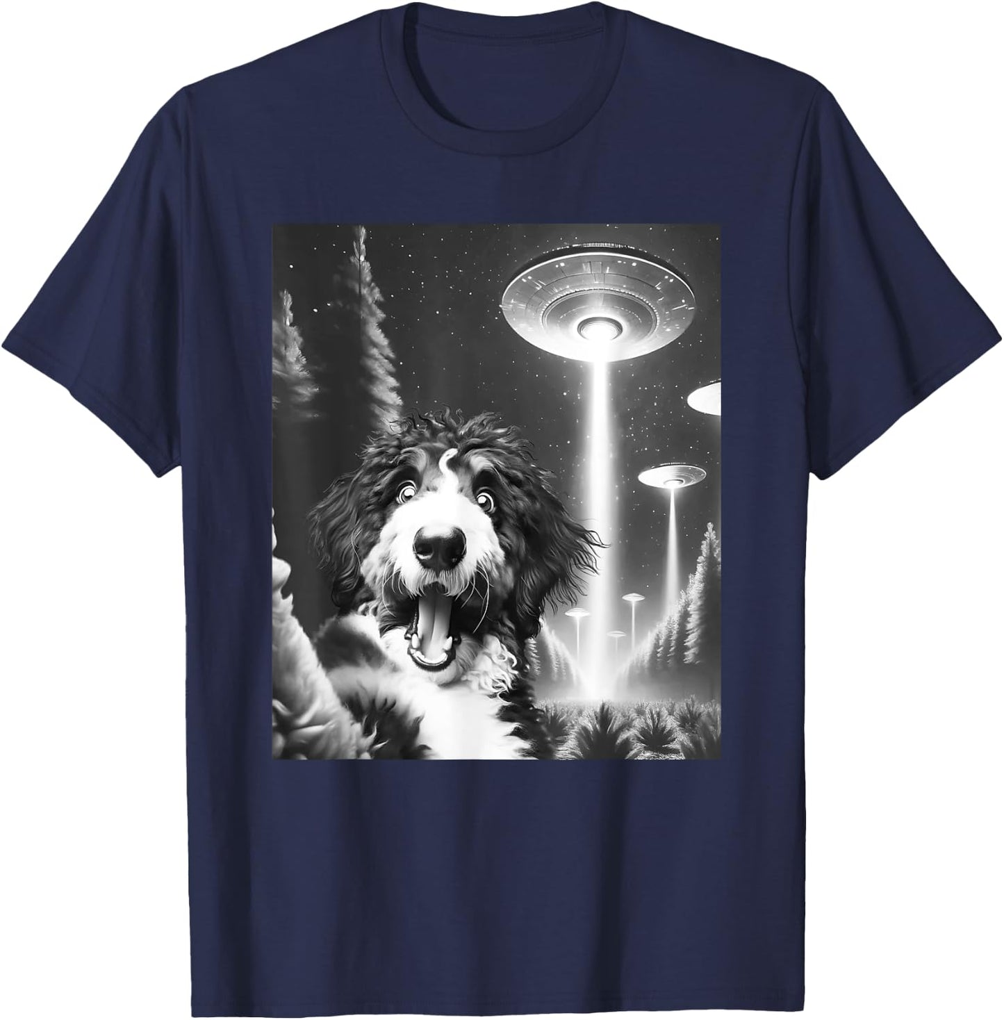 Funny Bernedoodle Alien UFO Taking a Selfie Dog Mom Dad Men Women Kids T-Shirt - T-Shirt | Navy