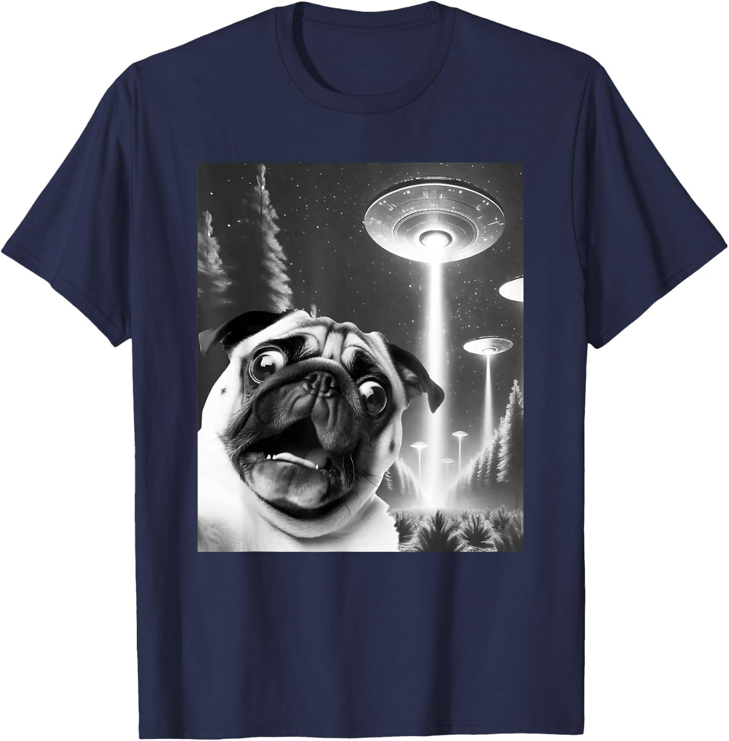 Funny Pug Alien UFO Taking a Selfie Dog Mom Dad T-Shirt - T-Shirt | Navy
