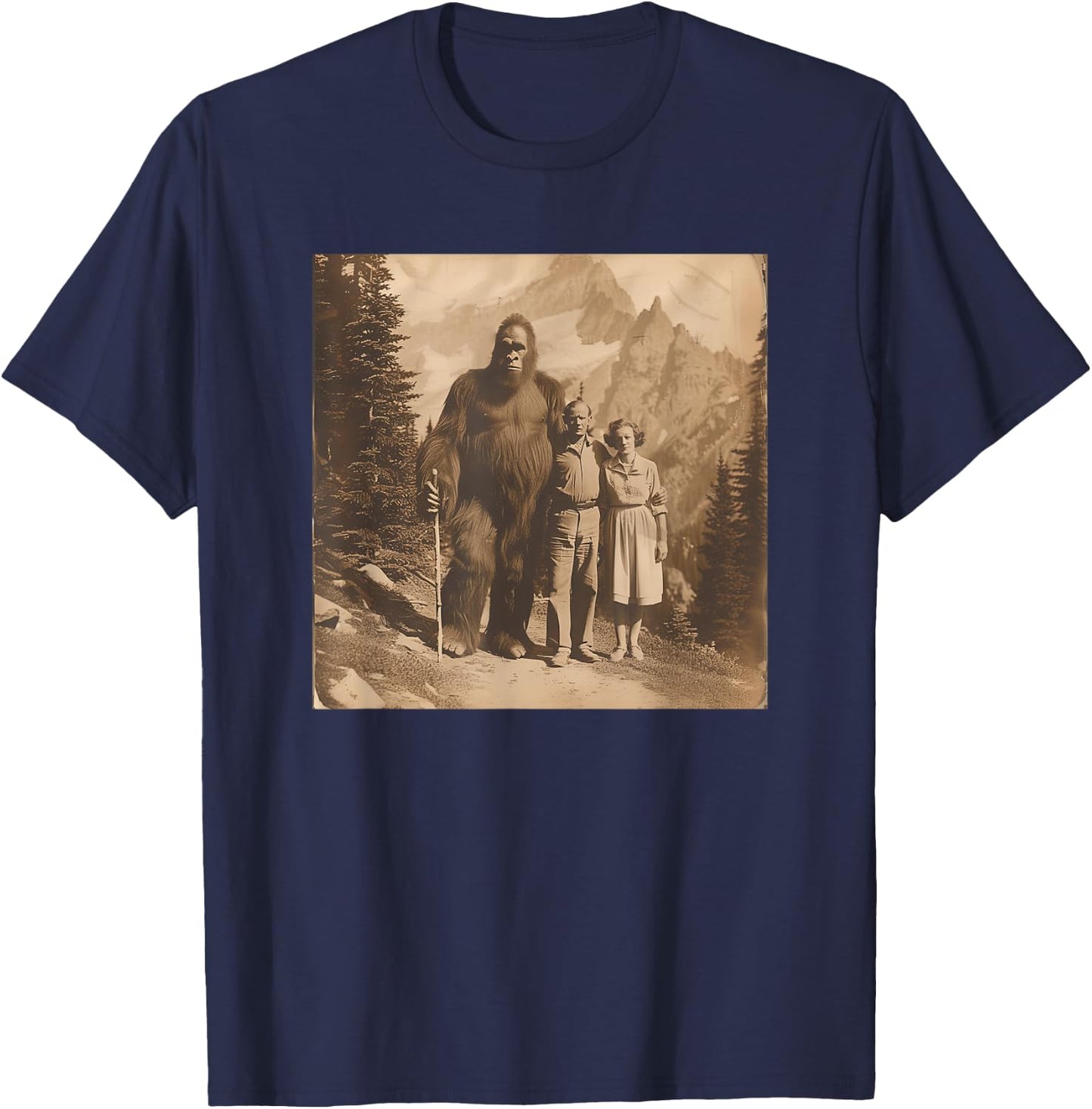 Funny Bigfoot Photo Vintage Hiking Sasquatch Bigfoot Fans T-Shirt - T-Shirt | Navy