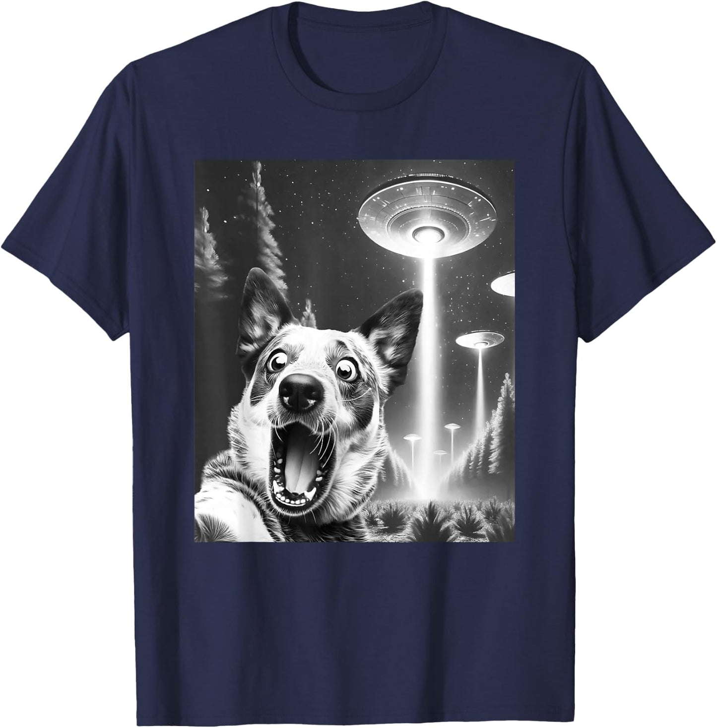 Funny Blue Heeler Alien UFO Taking a Selfie Dog Mom Dad T-Shirt - T-Shirt | Navy