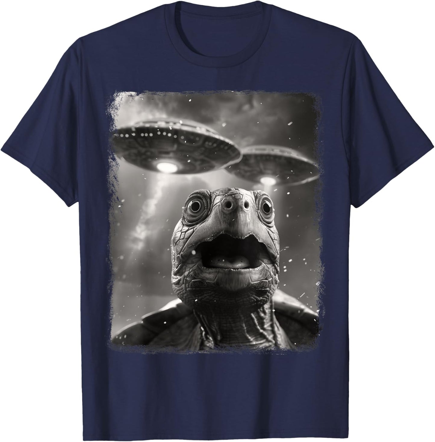 Turtle Sea Turtle UFO Alien Extraterrestrial Selfie T-Shirt - T-Shirt | Navy