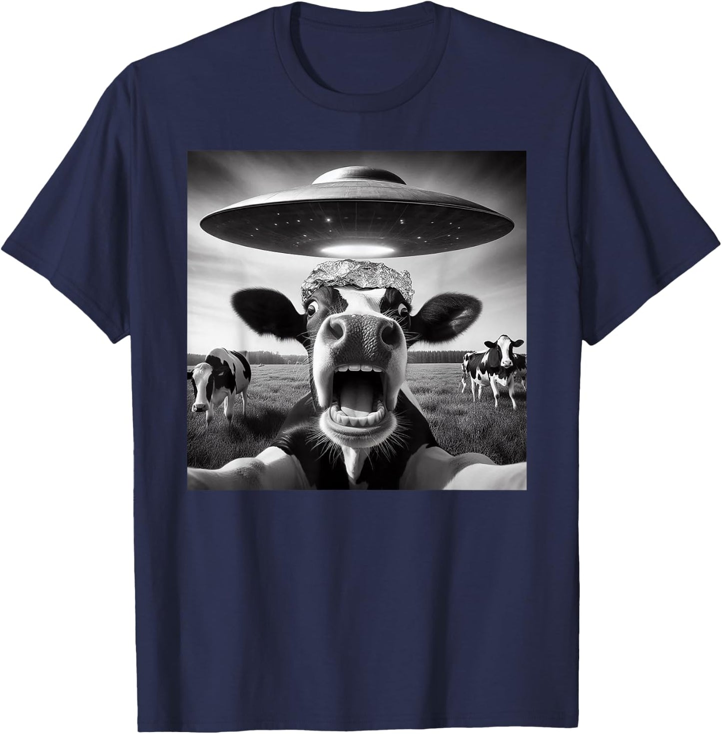 Funny Cow Abduction by UFO Selfie - Hilarious Alien Meme T-Shirt - T-Shirt | Navy