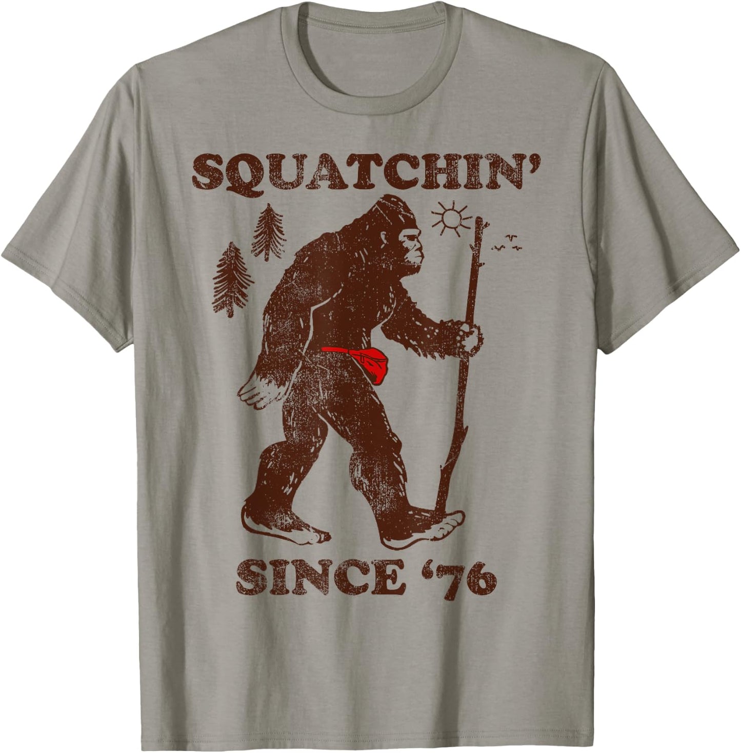 Squatchin' Since '76 Big Foot Vintage Outdoors T-Shirt - T-Shirt | Sand