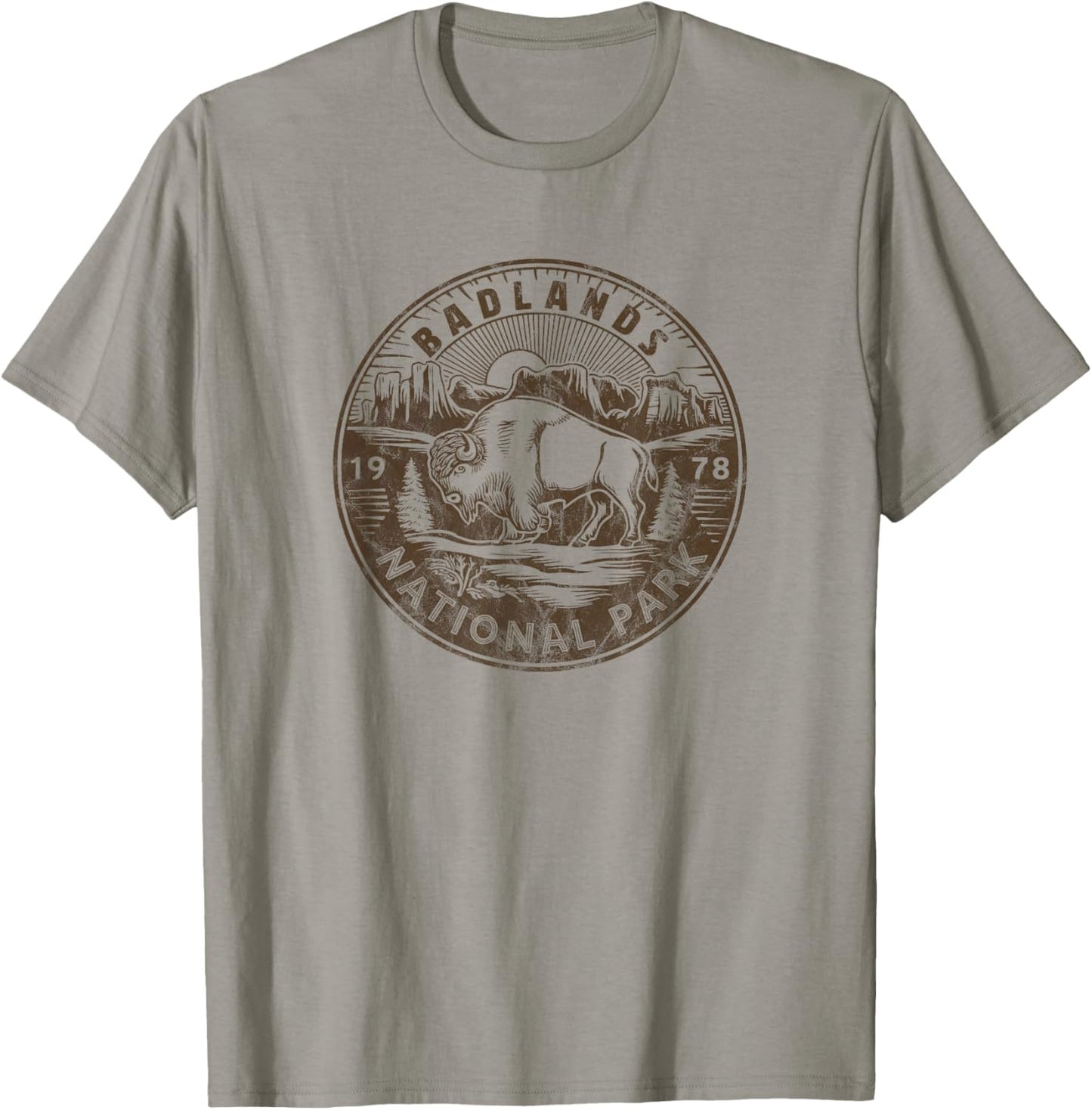 Badlands National Park Vintage Hiking Camping Vintage T-Shirt - T-Shirt | Sand