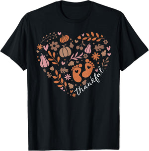 Thankful Pregnancy Announcement Heart Fall Thanksgiving T-Shirt - T-Shirt | Black