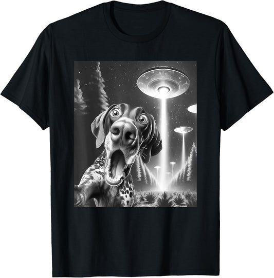 Funny German Shorthaired Pointer Alien UFO Taking a Selfie T-Shirt - T-Shirt | Black