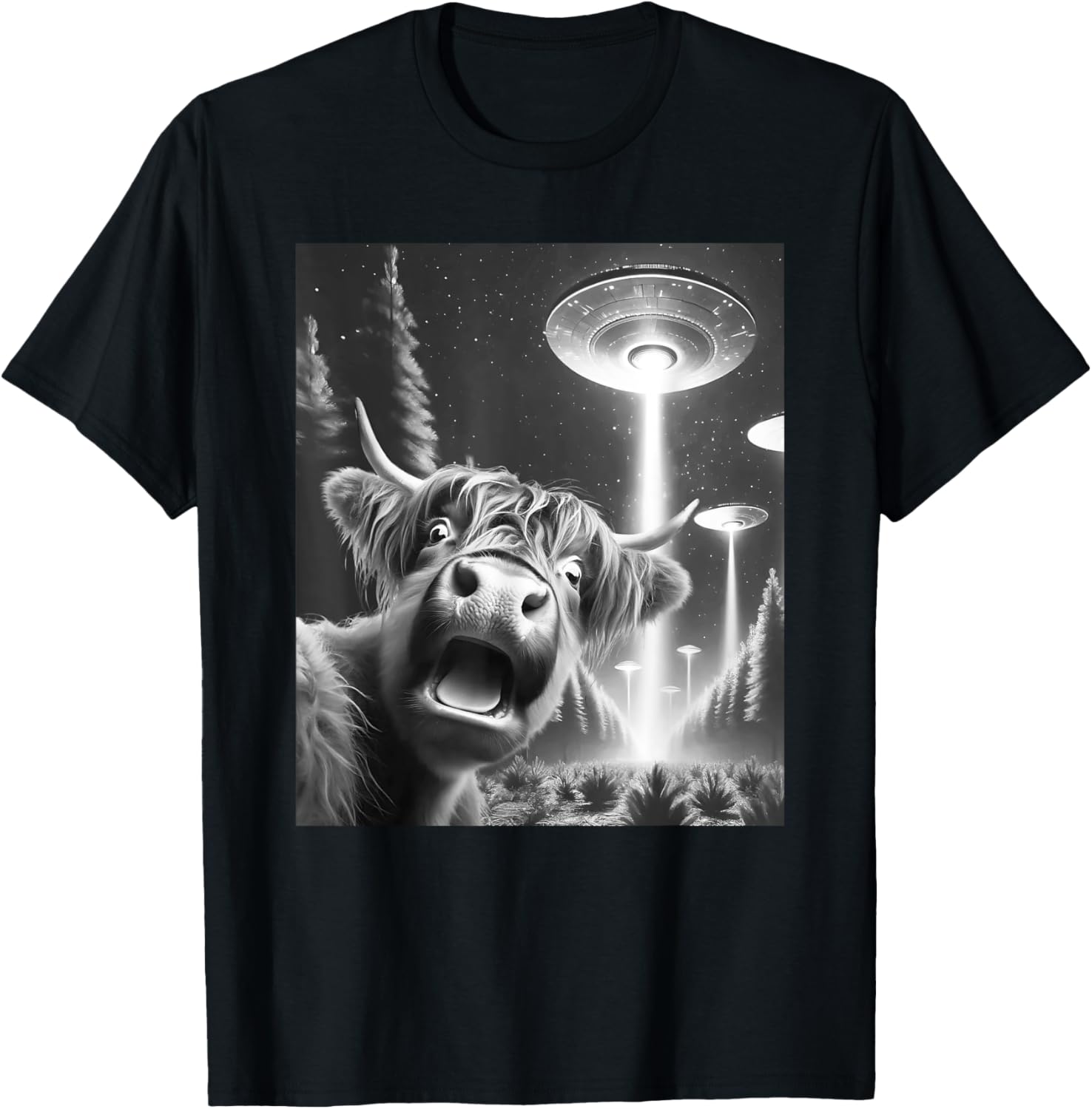 Funny Highland Cow Alien UFO Taking a Selfie Animal Lover T-Shirt - T-Shirt | Black