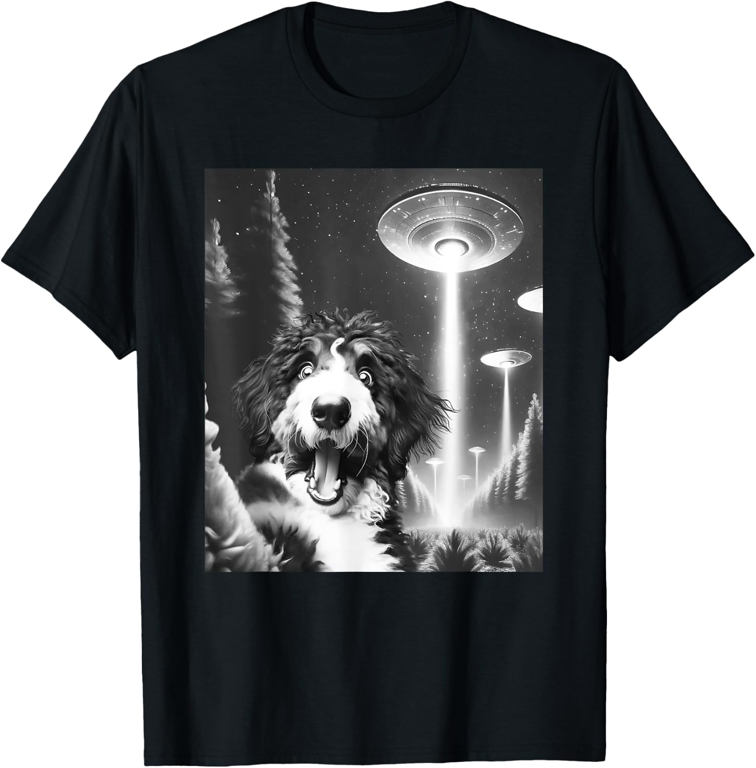 Funny Bernedoodle Alien UFO Taking a Selfie Dog Mom Dad Men Women Kids T-Shirt - T-Shirt | Black