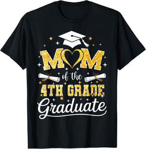Mom of The 4th Grade Graduate Senior Graduation T-Shirt - T-Shirt | Black