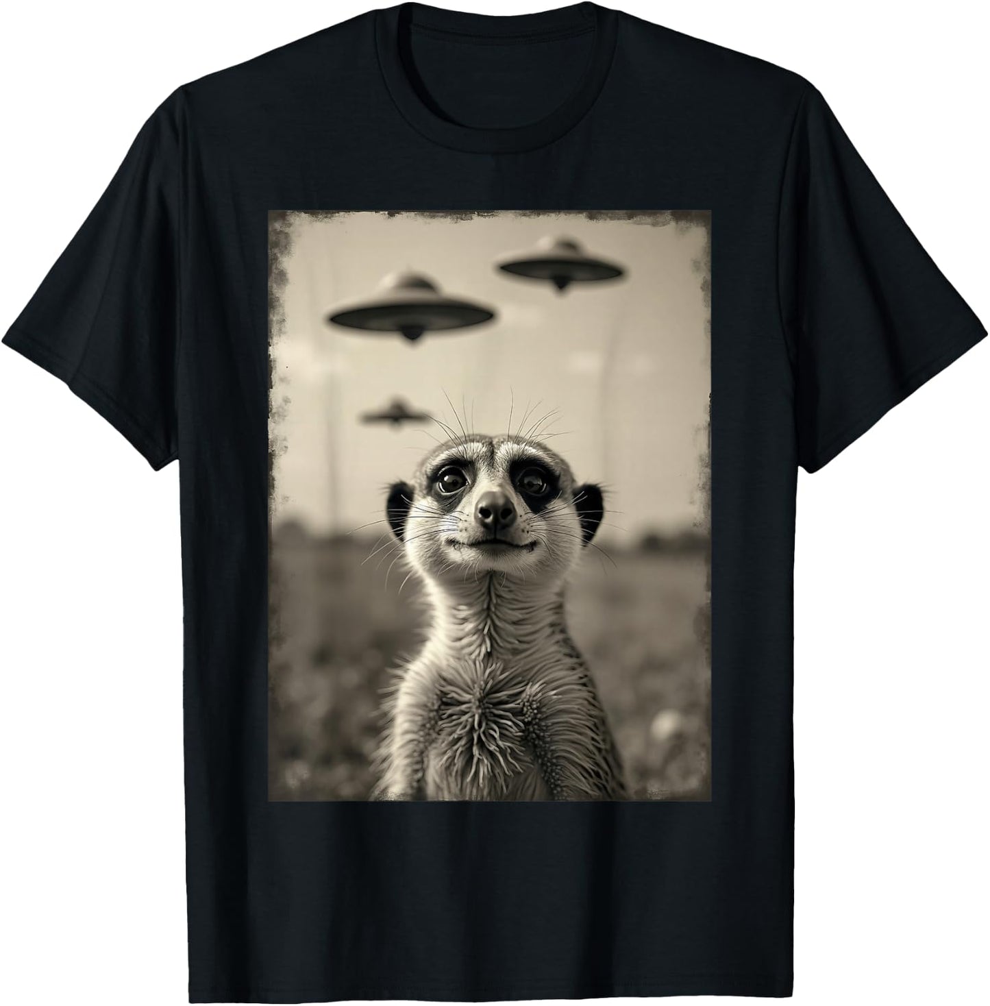 Funny meerkat Selfie with UFOs Weird Alien T-Shirt - T-Shirt | Black