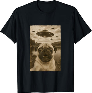 Vintage Pug UFO Encounters - Funny UFO and Pug Selfie T-Shirt - T-Shirt | Black
