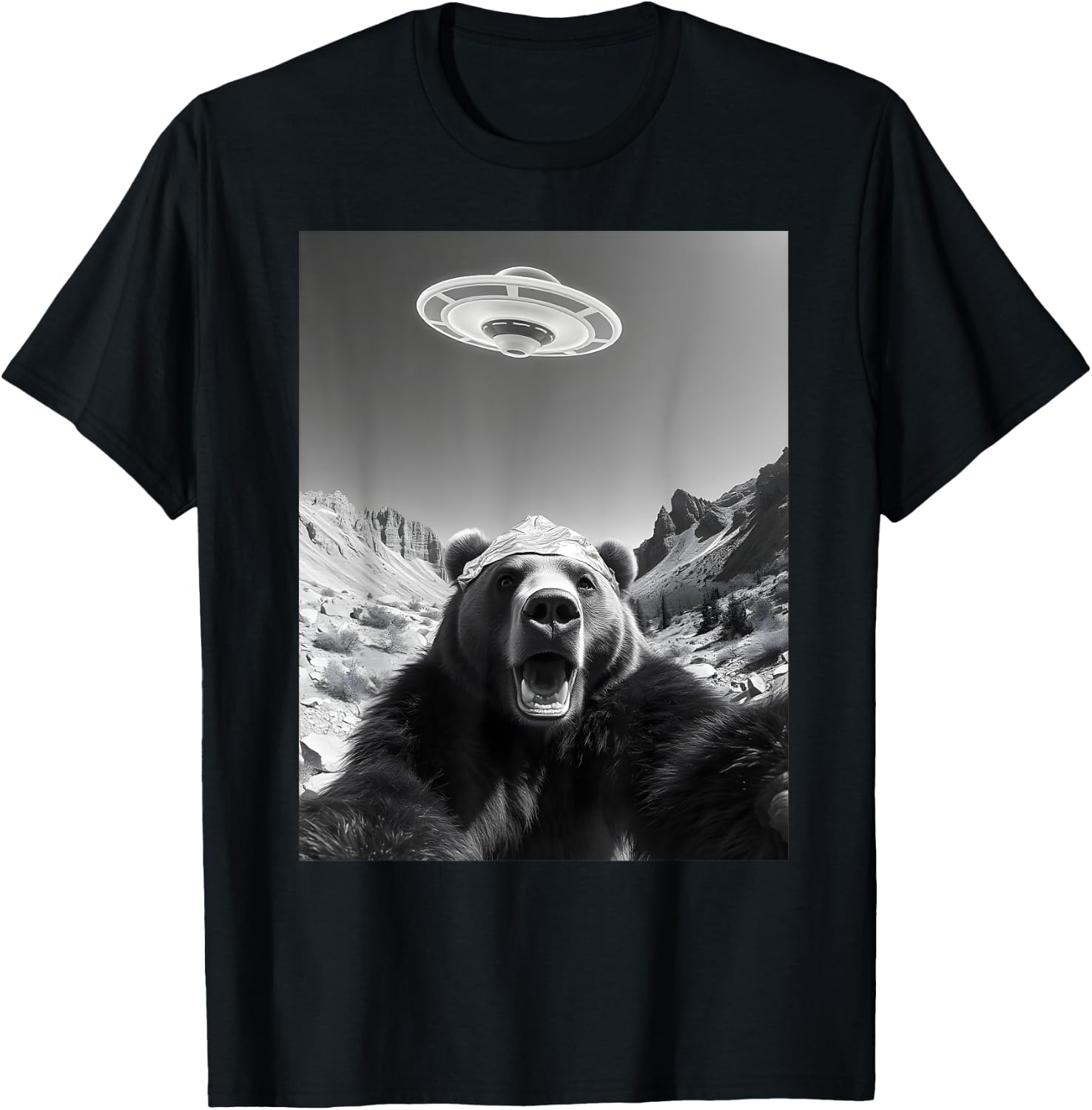 Bear Selfie With UFO Hilarious Alien Encounter Meme T-Shirt - T-Shirt | Black