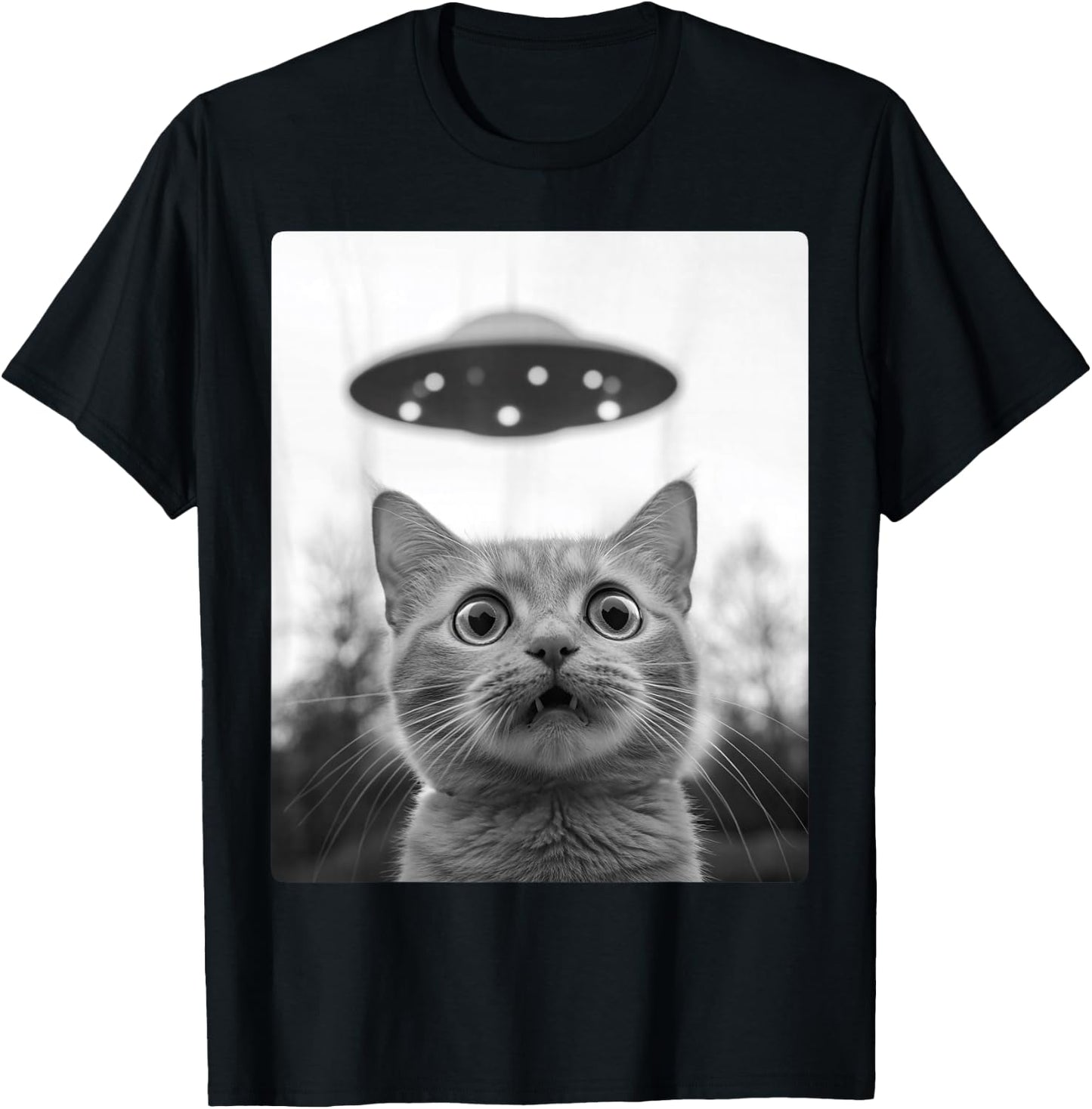 Cat Selfie Alien Cats in Front of Ufo Space Aliens T-Shirt - T-Shirt | Black
