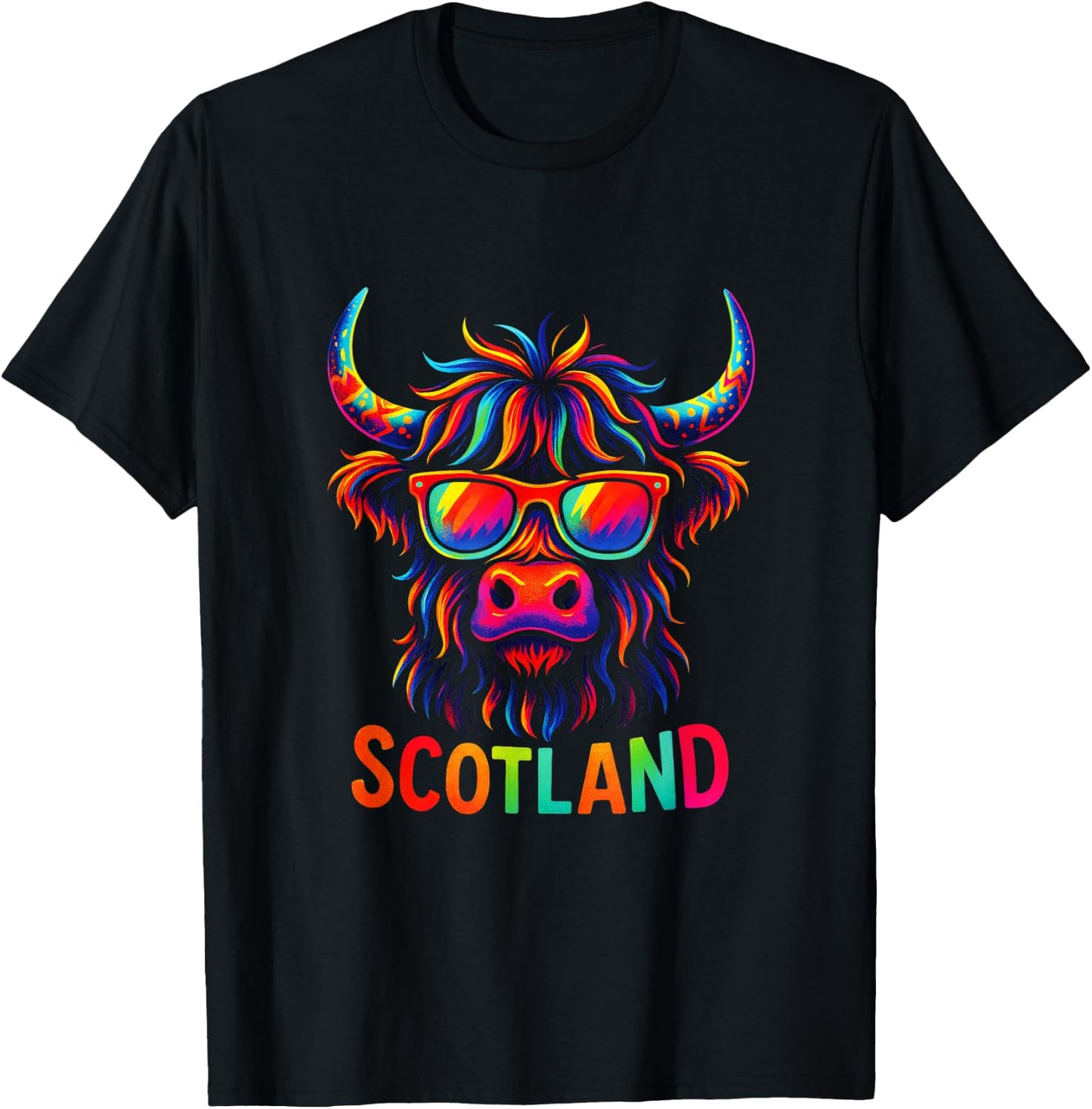 Scotland - Highland Cow Travel Art T-Shirt - T-Shirt | Black
