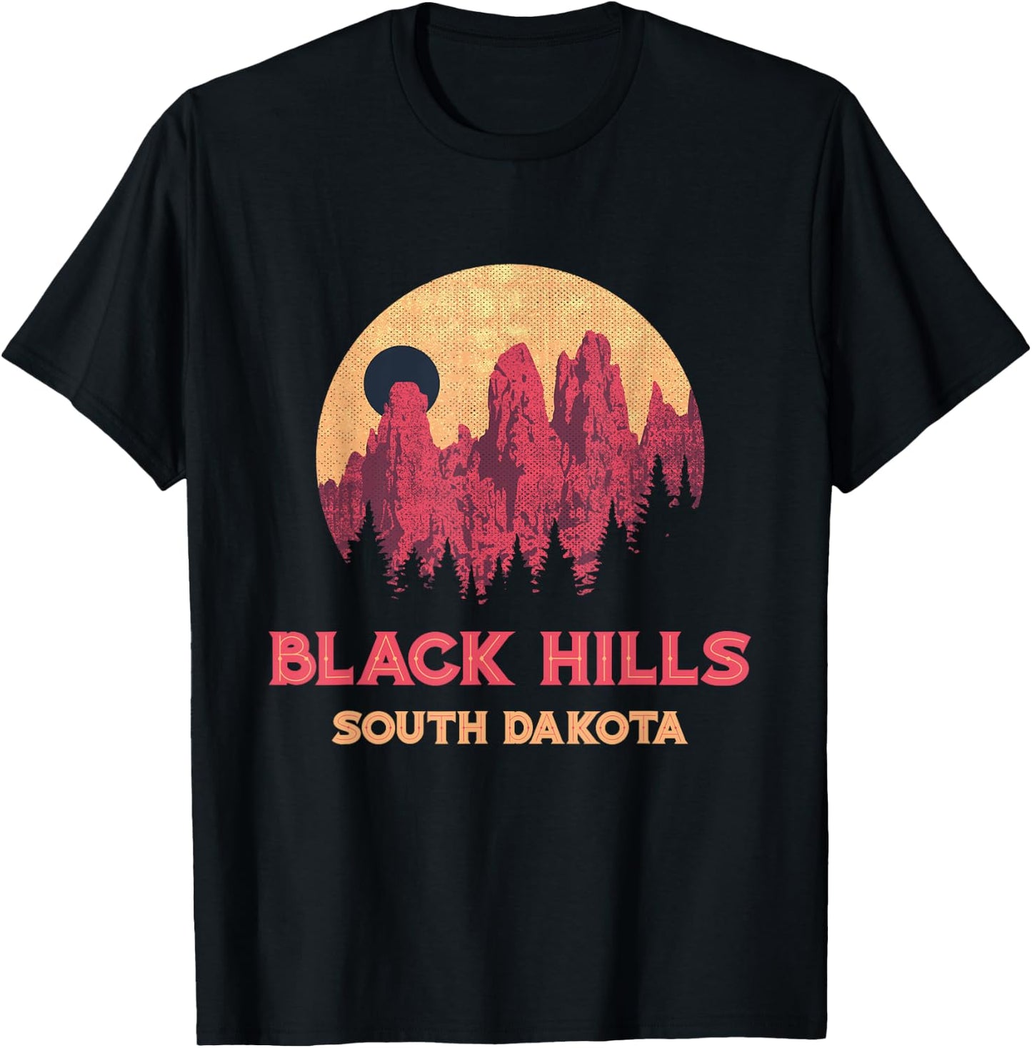 Vintage Black Hills Mountains And Forest South Dakota Travel T-Shirt - T-Shirt | Black