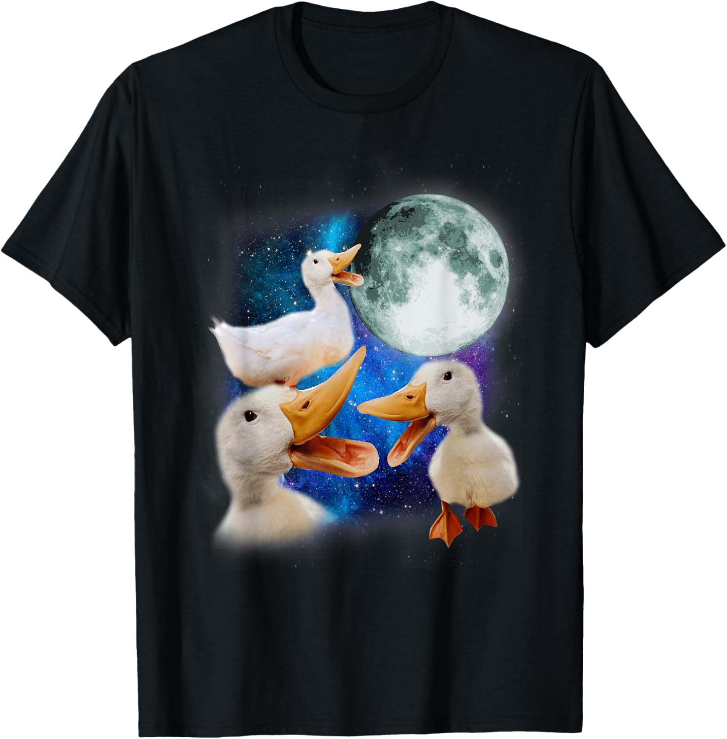 3 Ducks Howl At Moon Funny Weird Cursed Pekin Duck Lover T-Shirt - T-Shirt | Black