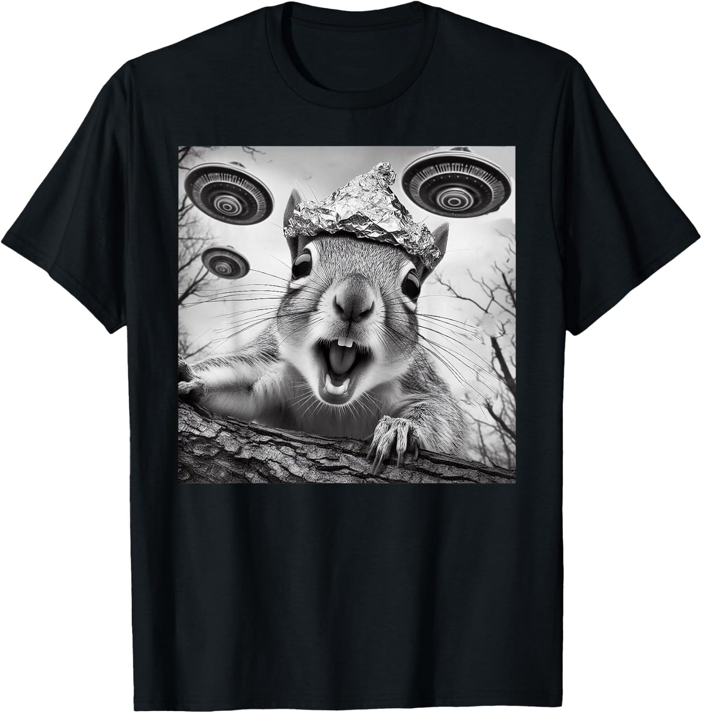 Funny Alien Squirrel Selfie With Tin Foil Hat UFO Encounter T-Shirt - T-Shirt | Black