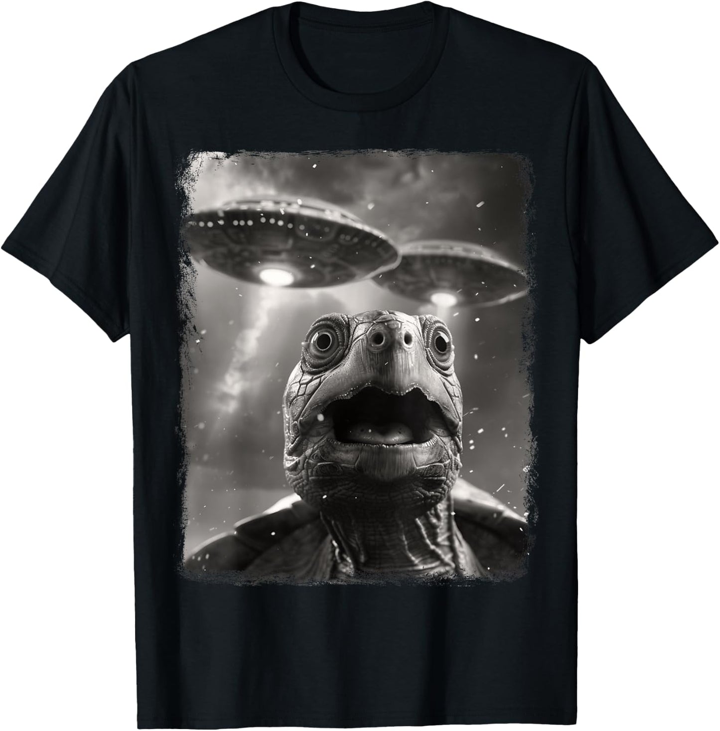 Turtle Sea Turtle UFO Alien Extraterrestrial Selfie T-Shirt - T-Shirt | Black