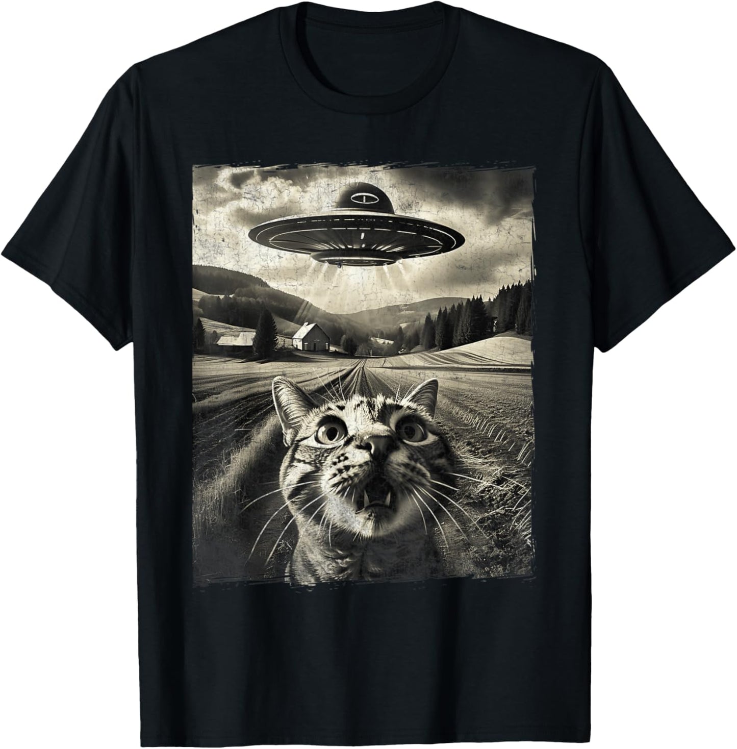 Cat Selfie With UFO Alien Funny Cat Gifts Men Women Kid Boys T-Shirt - T-Shirt | Black