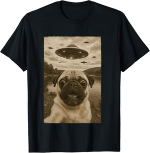 Vintage Pug UFO Encounters - Funny UFO and Pug Selfie T-Shirt - T-Shirt | Black